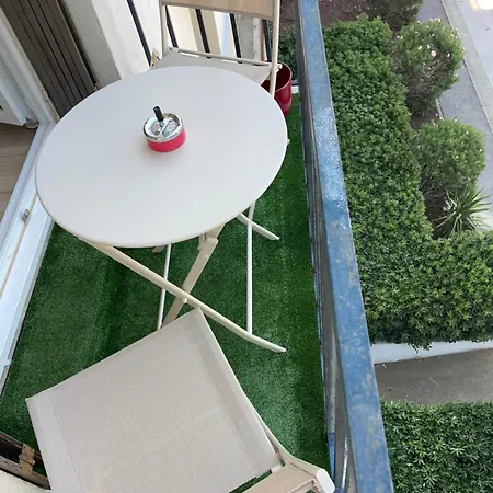 - Box Gourmande -parking -clim Περπινιάν