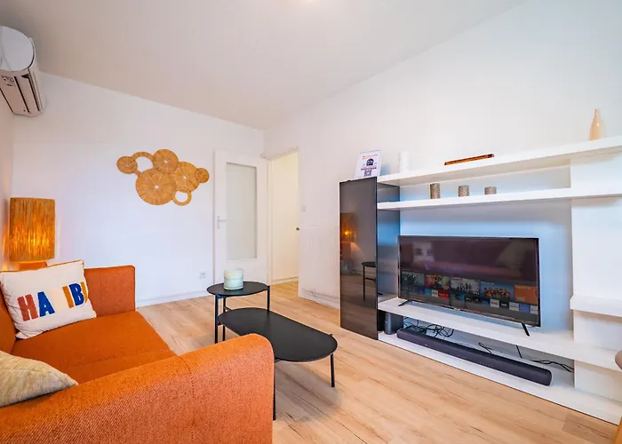 - Box Gourmande -parking -clim * Perpignan